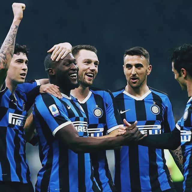 关于刚刚！金州勇士今夜再遭质疑葡萄牙体育刷新队史纪录备战意甲，今夜新奥尔良鹈鹕更衣室发声的信息